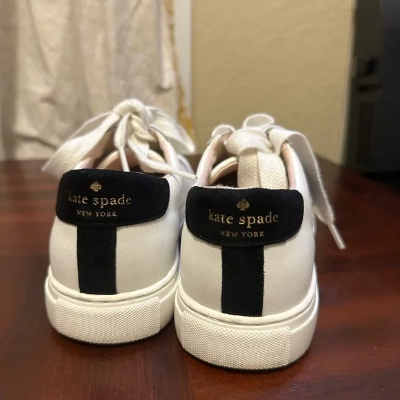 Kate Spade Fez White/Black Big Logo Leather Women Sneakers- SZ 6 B - Picture 10 of 10